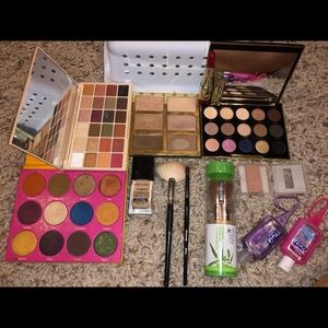 tarte Makeup - MAKEUP BUNDLE!! Make me offers - Bundle Only tarte Makeup - MAKEUP BUNDLE!! Make me offers - Bundle Only
